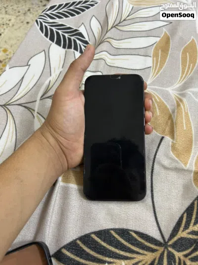 ايفون 12 للبيع 3