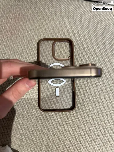 Iphone 16pro max 4