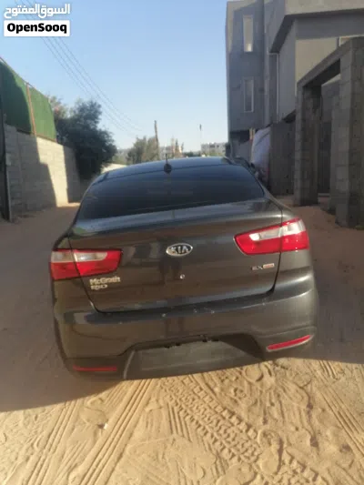 كيا ريو EX 4