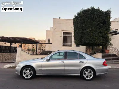 Mercedes Benz E-Class E 200 4