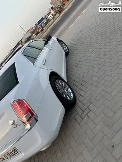 کرایسلەر 300 Standard 4