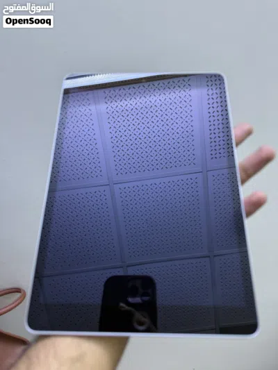 ايباد 9 نظيف واستعمال قليل Ipad9 2