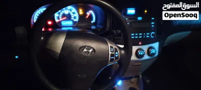 Hyundai Elantra SEL 4