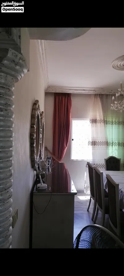شقه طابق اول في اجمل مواقع الزرقاء الجديده 4