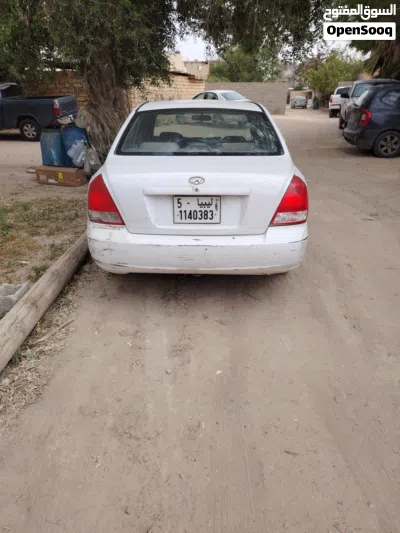 هيونداي افانتي Standard 3