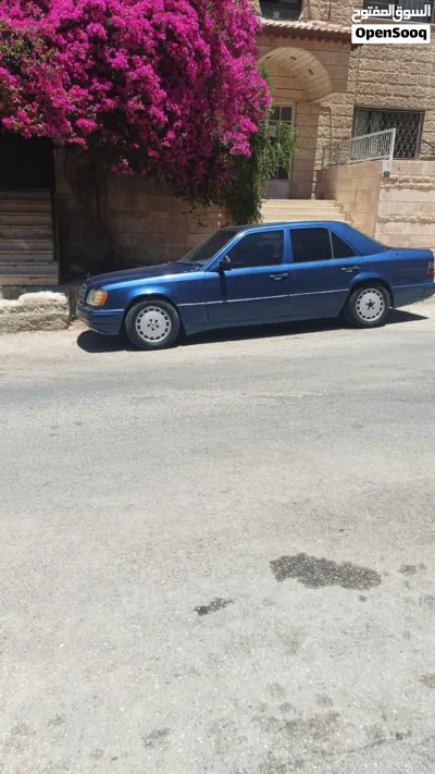 Mercedes Benz E-Class E 250 4