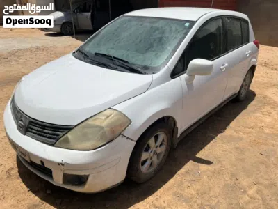 Nissan Versa Standard 3