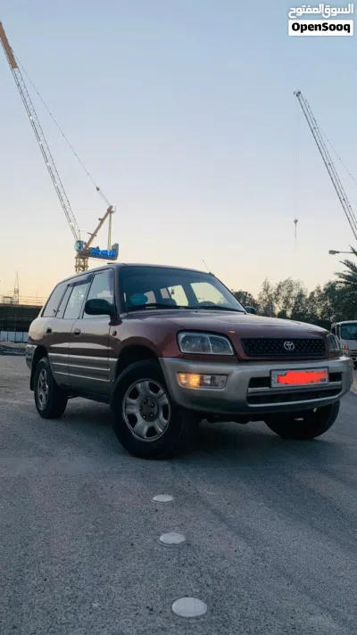 Toyota RAV 4 GXR 3