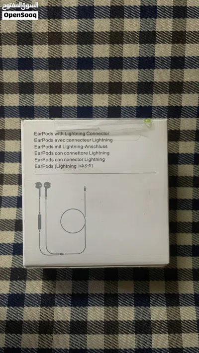 100 %Apple iphone original earphones 3