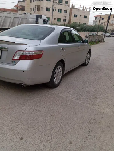 تويوتا كامري XLE 3