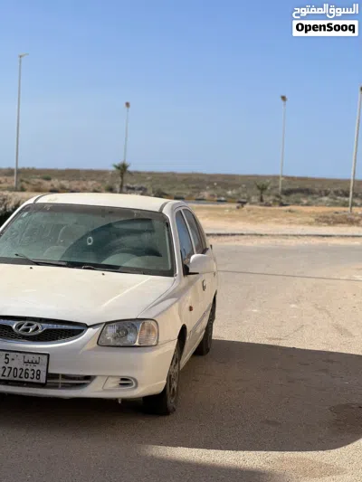 Hyundai Verna S 4