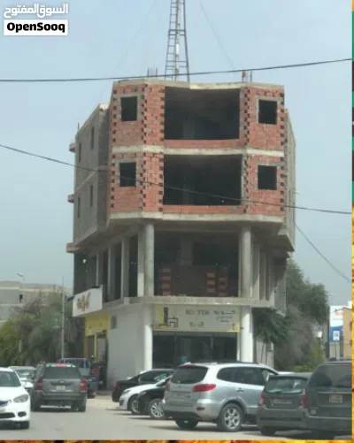 مبني للايجار بدروم + 4طوابق 3