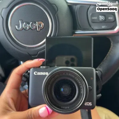canon eos m200 2