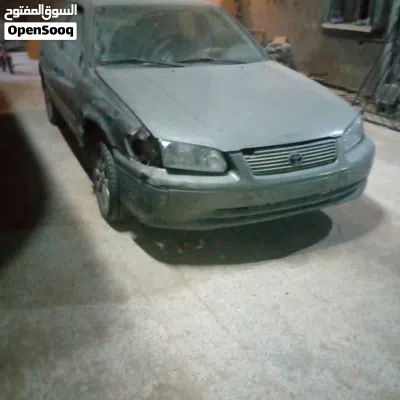 Toyota Camry SE 3