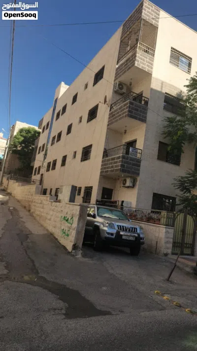 شقة فارغة للإيجار جبل الحسين من المالك 275 لعائلة صغيرة 4