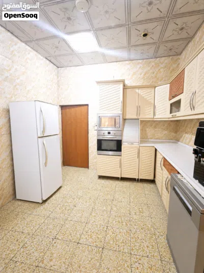 بيت طابق واحد مساحة 150 م في حي المهندسين 4
