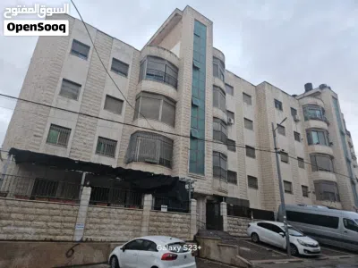 شقة 3 غرف نوم اول سطح مرحبا من جهة إشارة عرابي قبل طلوع اوريدو 3