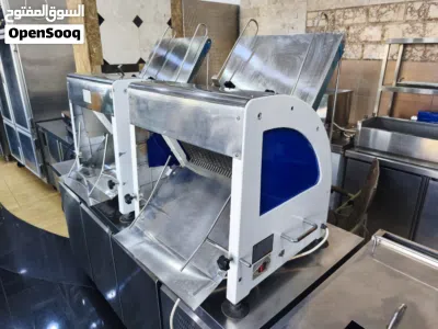 قطاعة خبز توست مستخدمة شبه جديدة 4