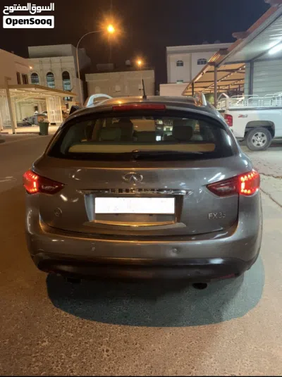إنفينيتي FX35 Sebastian Vettel Edition 4