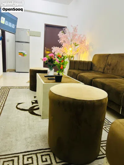 شقه غرفه وصاله ومطبخ وحمام مفروش بالكامل بالخوير خلف مستشفى بدر السما .. Apartment for rent: one be 2
