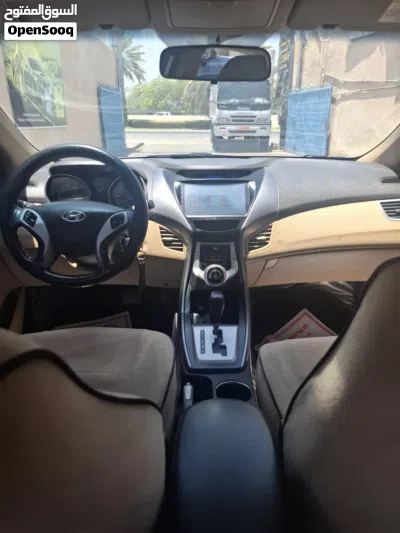 Hyundai Elantra GLS 2
