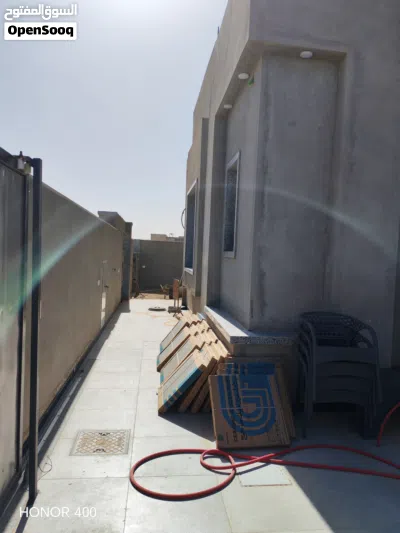 للبيع مع بعض عدد 2 فيلات ارضية وحدة كاملة التشطيب والثانية نصف تشطيب المساحة الكلية للارض 400 2