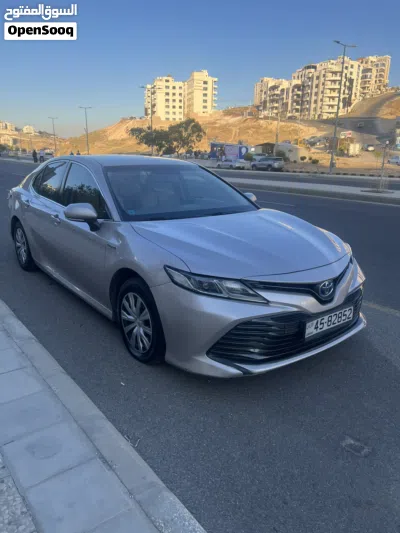 تويوتا كامري LE 3