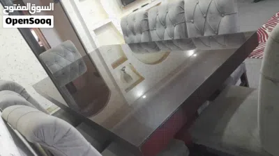 طقم كنب وطاولة للبيع 4