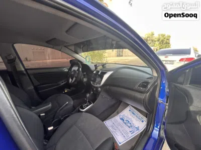 Hyundai Accent GL 2