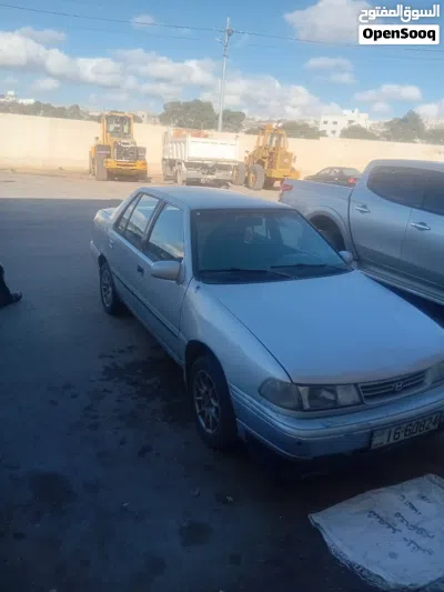 Hyundai Excel 4