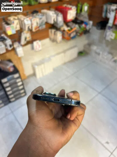 اقرأ الوصف iPhone15 4