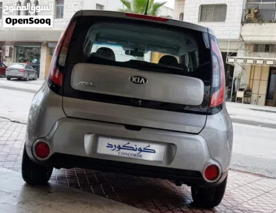 كيا سول Standard 2