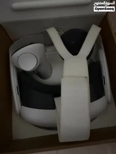 Meta Quest 3 VR نظارة واقع افتراضي شبه 528 GB Meta Quest 3 4
