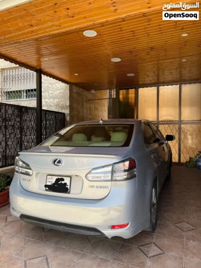 Lexus HS 250h 4