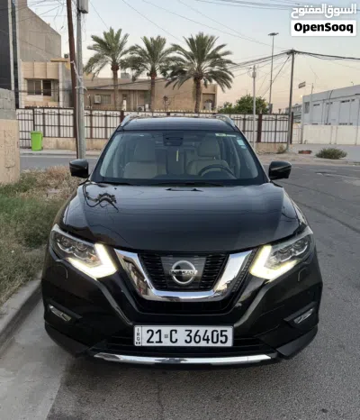 نیسان X-تریل XE 2
