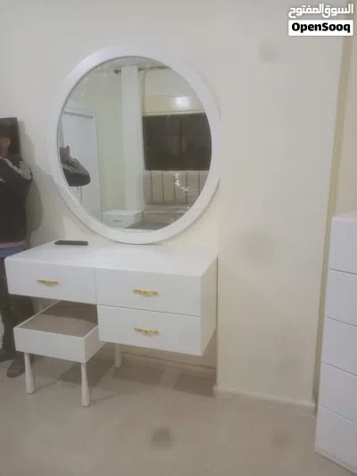 تسريحة غرفة نوم بأحدث الموديلات والتصاميم العصريه والأنيقة خشب لامينيت 18ملم اكسسوارات تركي تفصيل 3