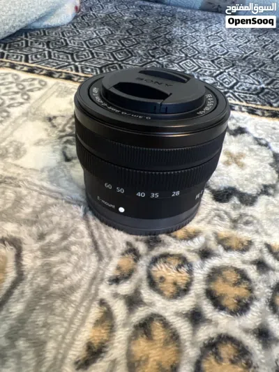 Sony FE 28-60mm f/4-5.6 Compact Zoom Lens 2