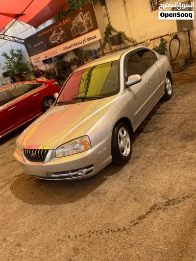 Hyundai Avante Standard 3
