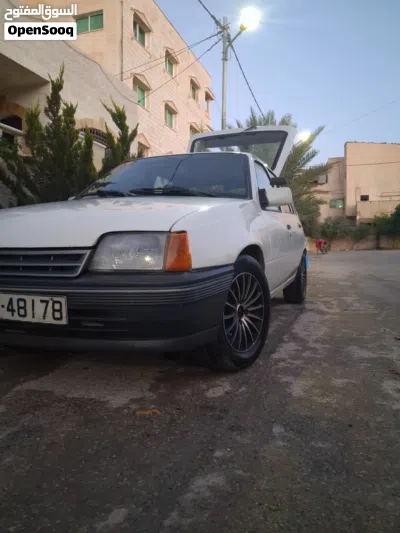 أوبل كاديت 3