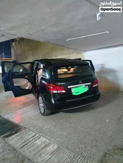 مرسيدس بنز الفئة-B B 250 2