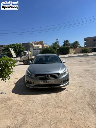Hyundai Sonata Blue 2