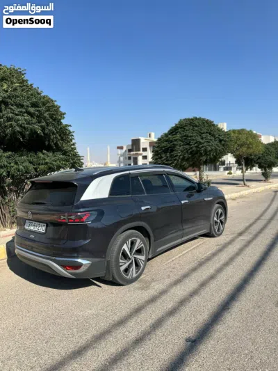 Volkswagen ID 6 ID.6 Crozz Pro 4