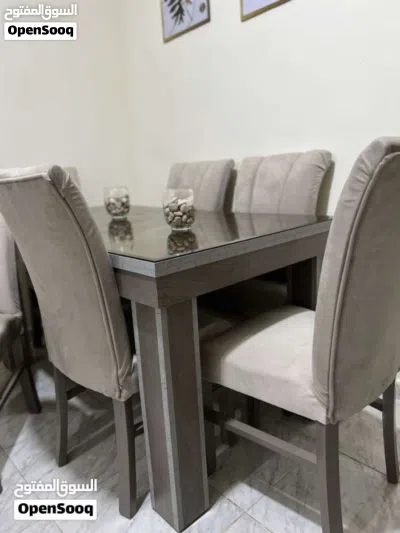طاوله سفره 6 كراسي بسعر 150 دينار وكاله 4