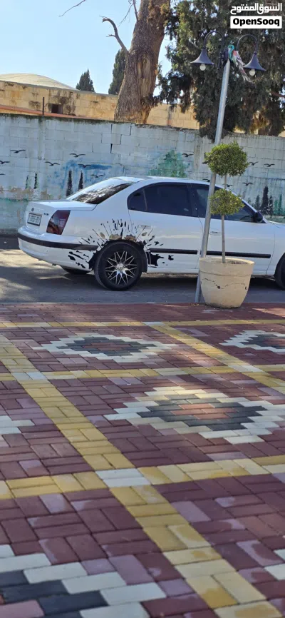 هيونداي افانتي Standard 2