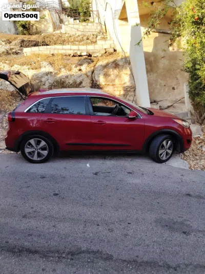 كيا نيرو EX Touring 3
