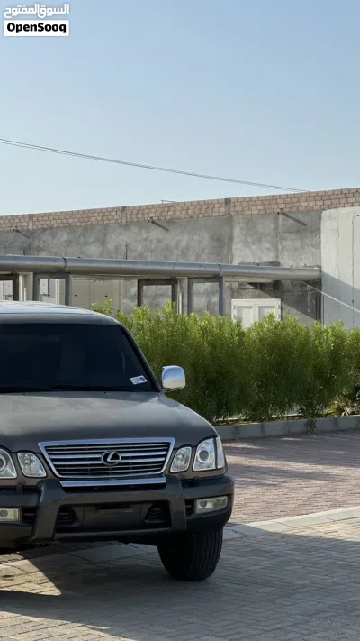 Lexus LX LX 470 2