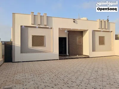 منزل لي البيع مساحة آلأرض 500 مسقوف 160 3غرف صاله 2حمامات مربوعه بي حمآمه تاجوراءسيرتي 09265235 3