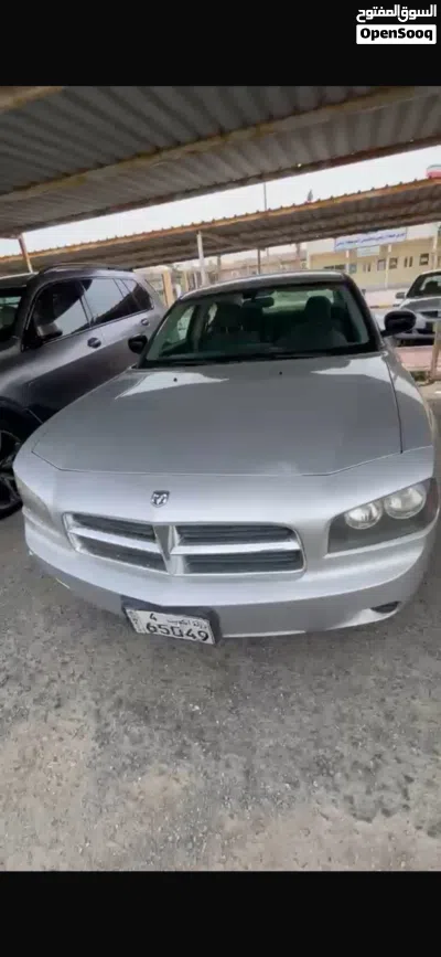 Dodge Charger SXT Plus 4