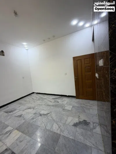 وحدة سكنية للايجار طابق ارضي بمساحة 120 متر في السيدية 4