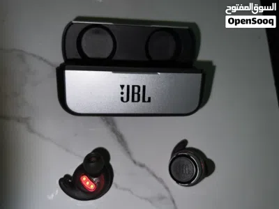 سماعات رياضية JBL Reflect Flow 4
